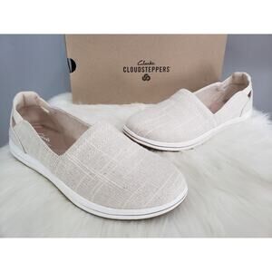 NEW Slip On Clarks Women's Breeze Step II‎ Natural Interest 26172779 Size 10